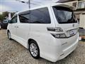 2011 Toyota Vellfire