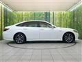 2019 Toyota Crown Hybrid