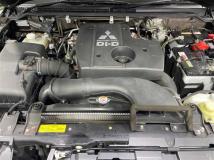 2014 Mitsubishi Pajero