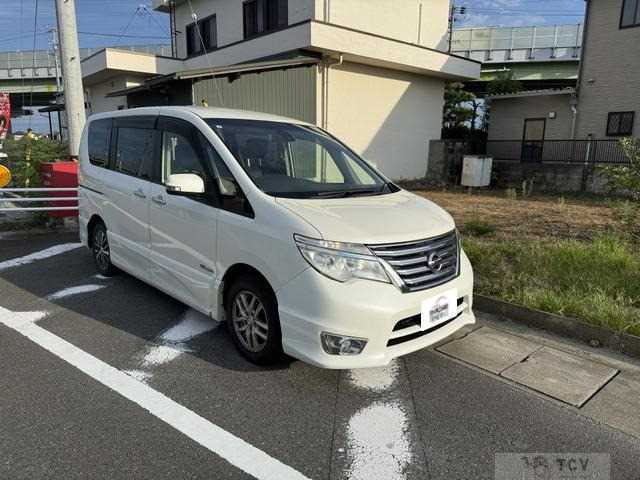 2015 Nissan Serena