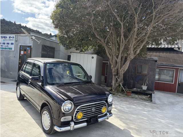 1999 Daihatsu Miragino