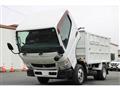 2015 Mitsubishi Canter