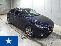 2014 Mazda Axela Sport