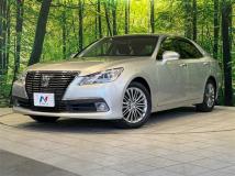 2013 Toyota Crown