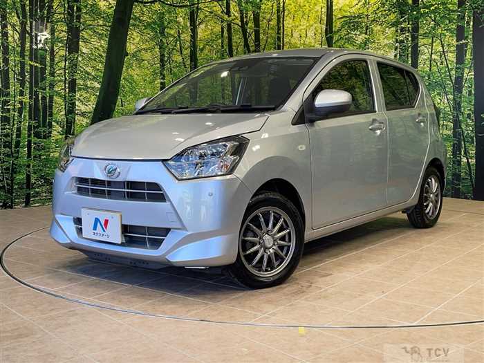 2017 Daihatsu Mira Es
