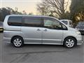 2008 Nissan Serena