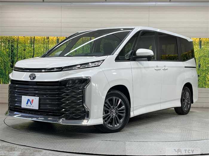 2025 Toyota Voxy