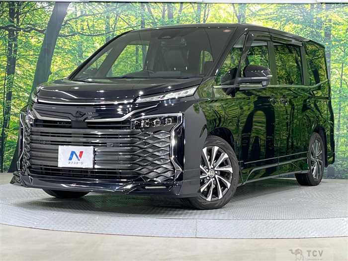 2022 Toyota Voxy