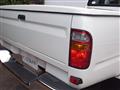 2003 Toyota Hilux