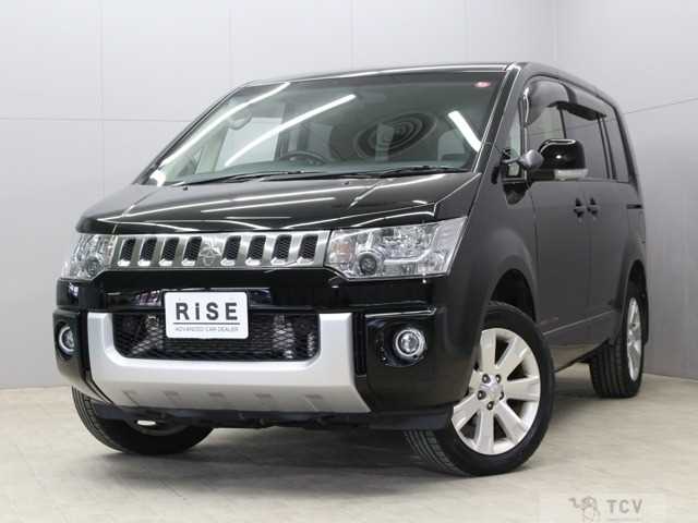 2014 Mitsubishi Delica D5