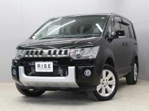 2014 Mitsubishi Delica D5
