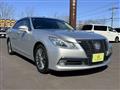 2013 Toyota Crown