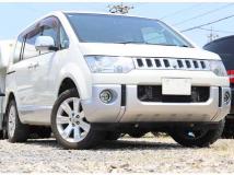 2014 Mitsubishi Delica D5