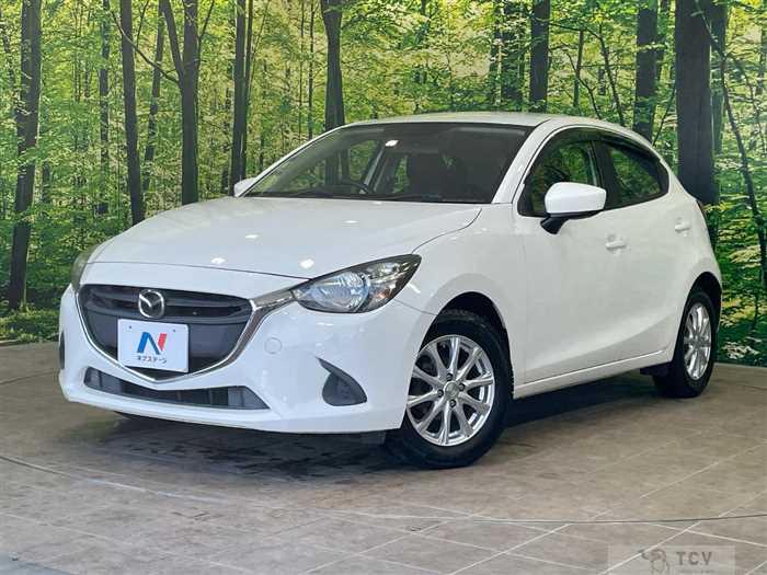 2016 Mazda Demio