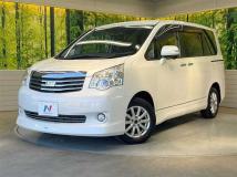 2011 Toyota Noah