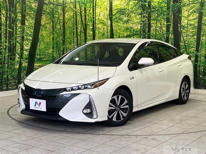 2019 Toyota Prius PHV