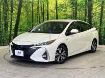 2019 Toyota Prius PHV
