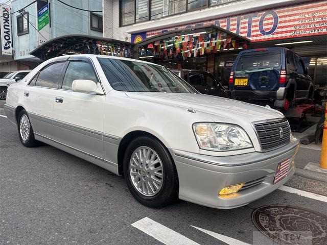 2002 Toyota Crown