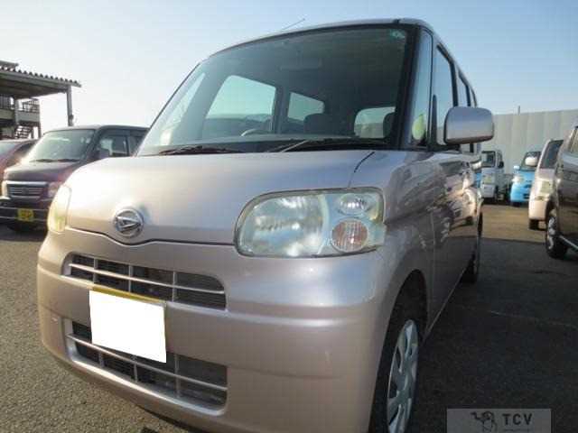 2011 Daihatsu Tanto