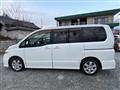 2008 Nissan Serena