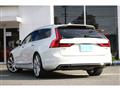 2017 Volvo V90