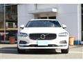 2017 Volvo V90