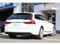 2017 Volvo V90