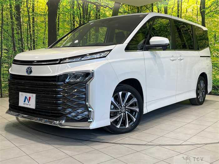 2023 Toyota Voxy