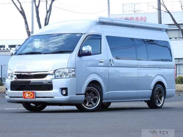 2021 Toyota Hiace Commuter