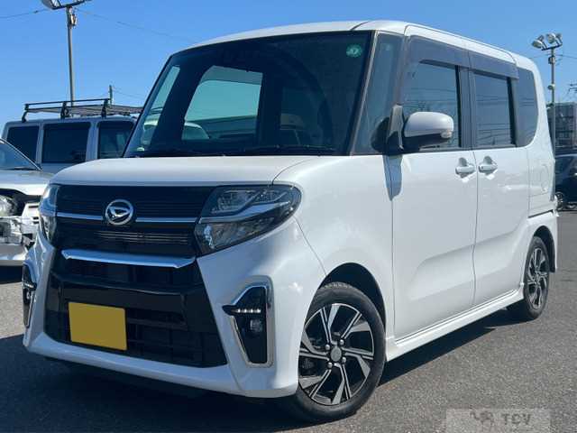 2021 Daihatsu Tanto Custom