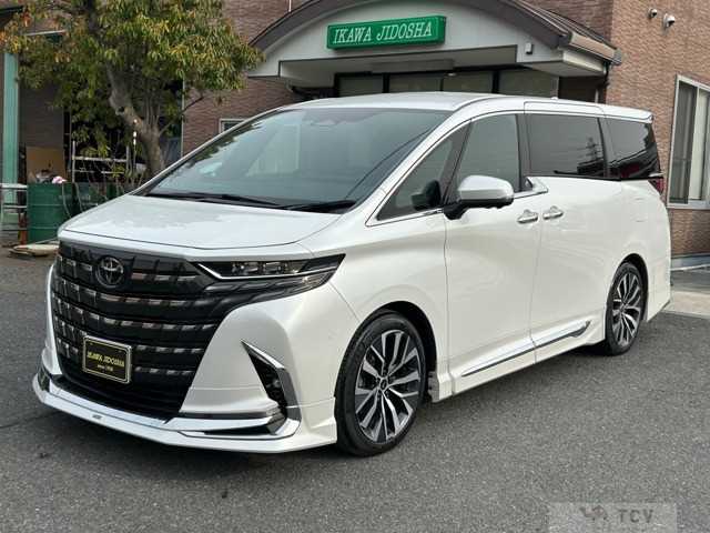 2023 Toyota Alphard Hybrid