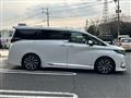 2023 Toyota Alphard Hybrid