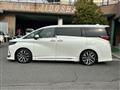2023 Toyota Alphard Hybrid