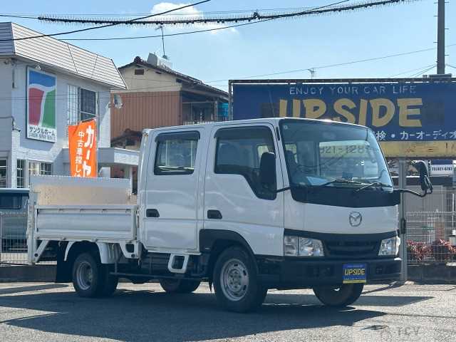 2002 Mazda Titan Dash