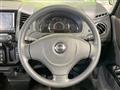 2011 Nissan ROOX