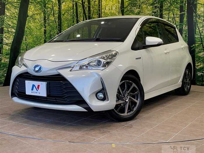 2017 Toyota Vitz