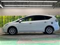 2013 Toyota PRIUS α