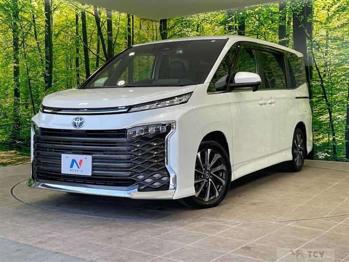 2023 Toyota Voxy