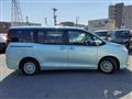 2015 Toyota Noah