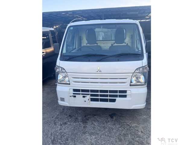 2014 Mitsubishi Minicab Truck