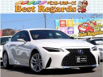 2021 Lexus IS