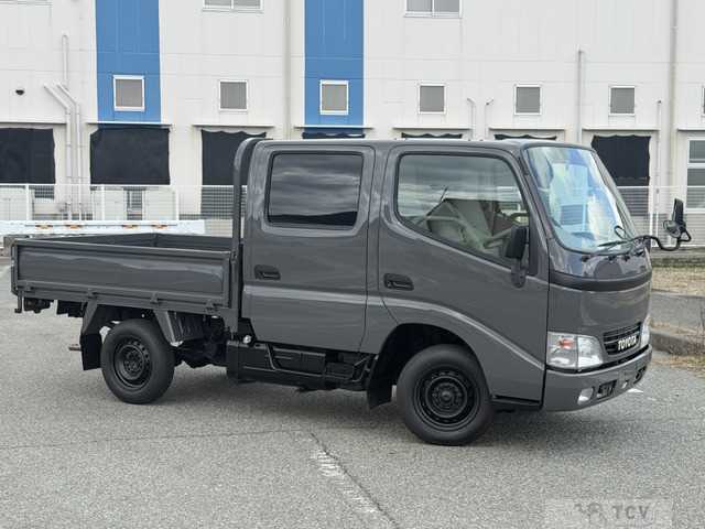 2003 Toyota Dyna Truck