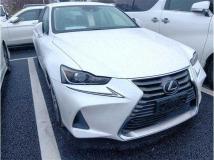 2018 Lexus IS
