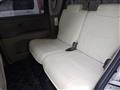 2011 Daihatsu Tanto