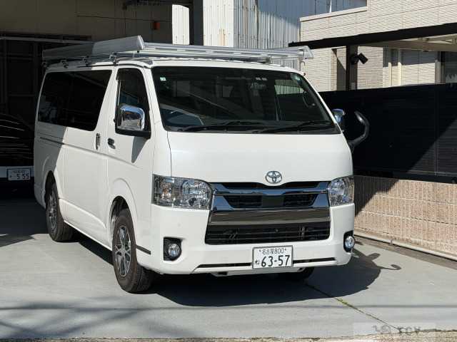 2022 Toyota Hiace Van