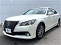 2015 Toyota Crown Hybrid