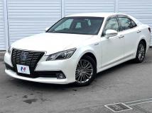 2015 Toyota Crown Hybrid