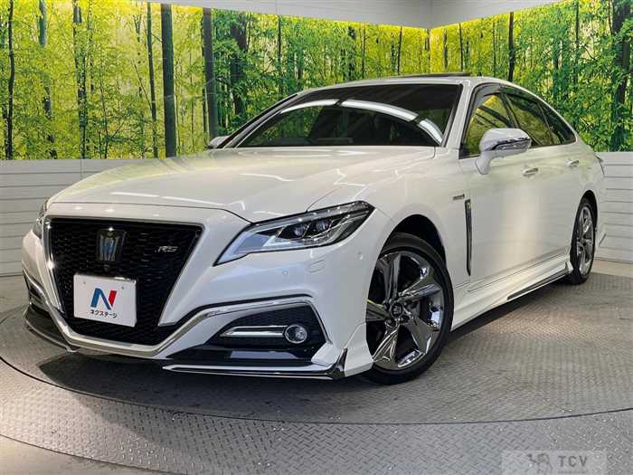 2019 Toyota Crown Hybrid