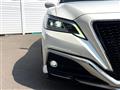 2019 Toyota Crown Hybrid