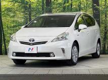 2013 Toyota PRIUS α